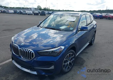 2021 BMW X1 xDrive28I из США, поврежденный, VIN WBXJG9C03M5U13154